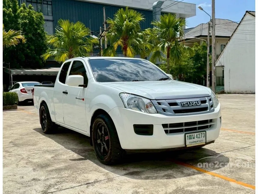 2015 Isuzu D-MAX S Space Cab Pickup