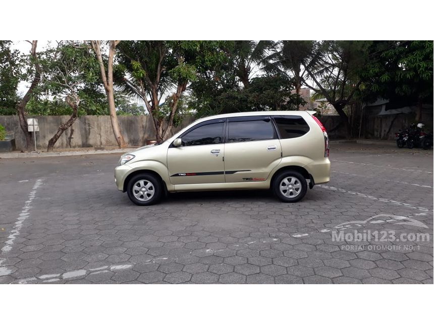 Jual Mobil  Toyota Avanza  2005 G 1 3 di Yogyakarta  Manual 