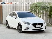 2015 Mazda 3 2.0 (ปี 14-18) S Sports Hatchback
