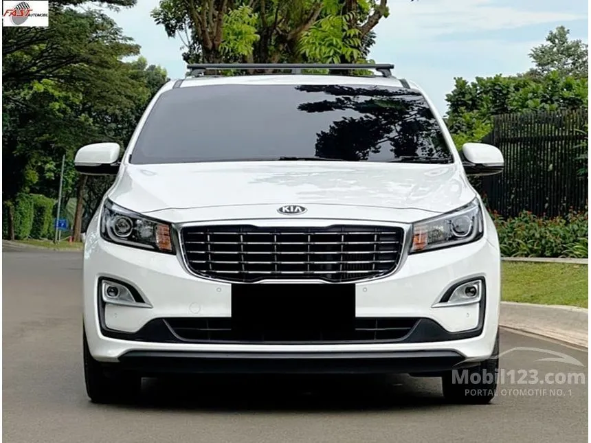 2018 KIA Grand Sedona (Diesel) MPV