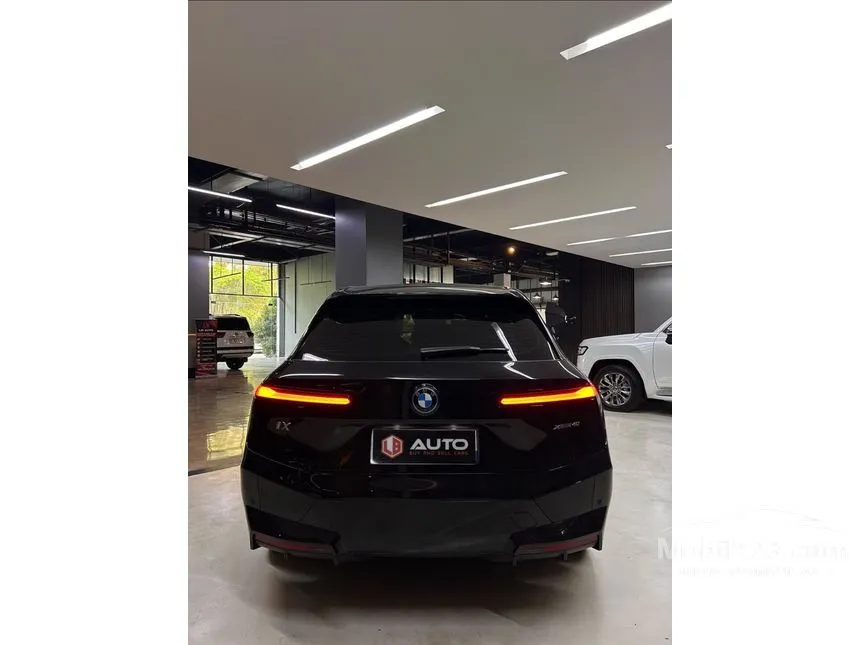 2024 BMW iX xDrive40 Sport SUV