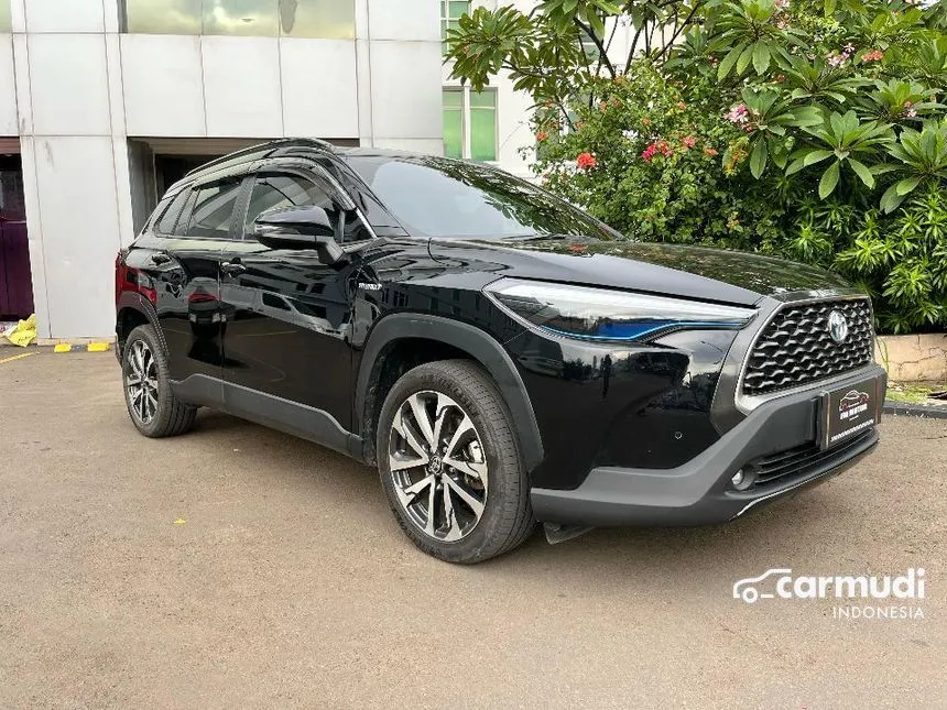 2022 Toyota Corolla Cross Hybrid SUV