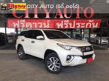 2017 Toyota Fortuner 2.4 (ปี 15-18) V SUV AT