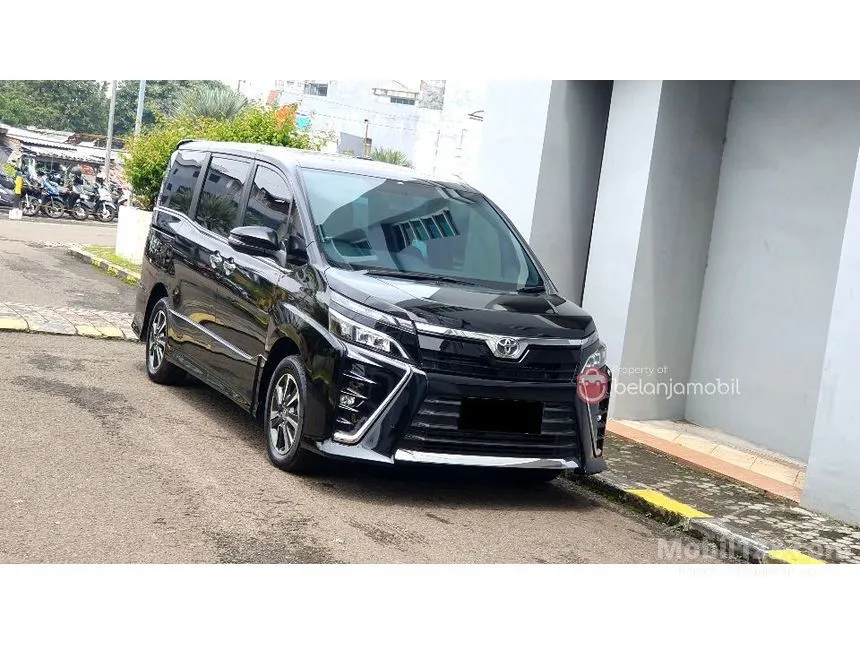 2019 Toyota Voxy MPV