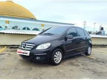 2011 Mercedes-Benz B180 1.7 Hatchback