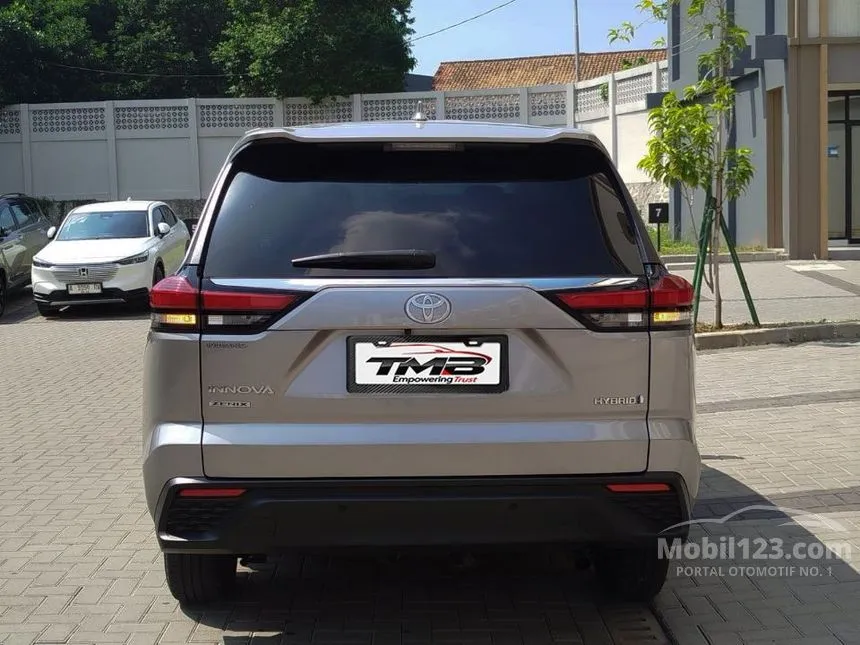 2023 Toyota Kijang Innova Zenix G (Non Premium Color) MPV