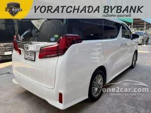 2019 Toyota ALPHARD 2.5 Hybrid SR C-Package E-Four Van