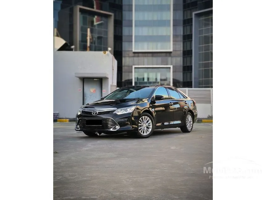 2018 Toyota Camry V Sedan