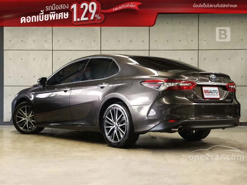 2023 Toyota CAMRY HEV Premium Luxury Sedan