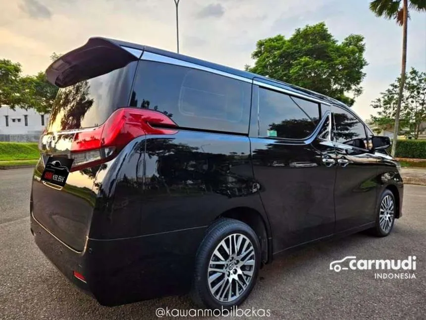 2016 Toyota Alphard X Van Wagon