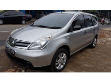 2012 Nissan Grand Livina 1.5 Matic (kredit dibantu)