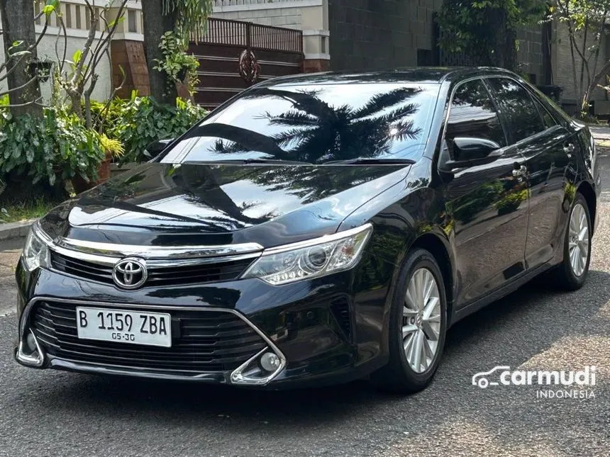 2018 Toyota Camry V Sedan