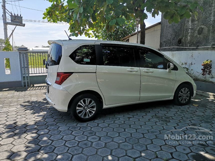 Jual Mobil Honda Freed 2012 E 1.5 di Jawa Tengah Automatic 