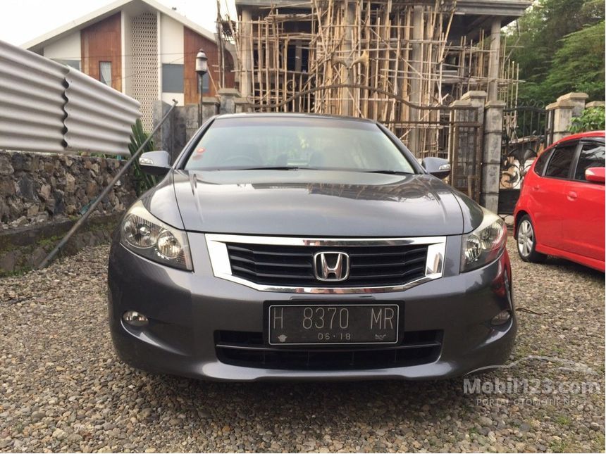 Jual Mobil  Honda  Accord  2008 VTi L 2 4 di Jawa  Tengah  