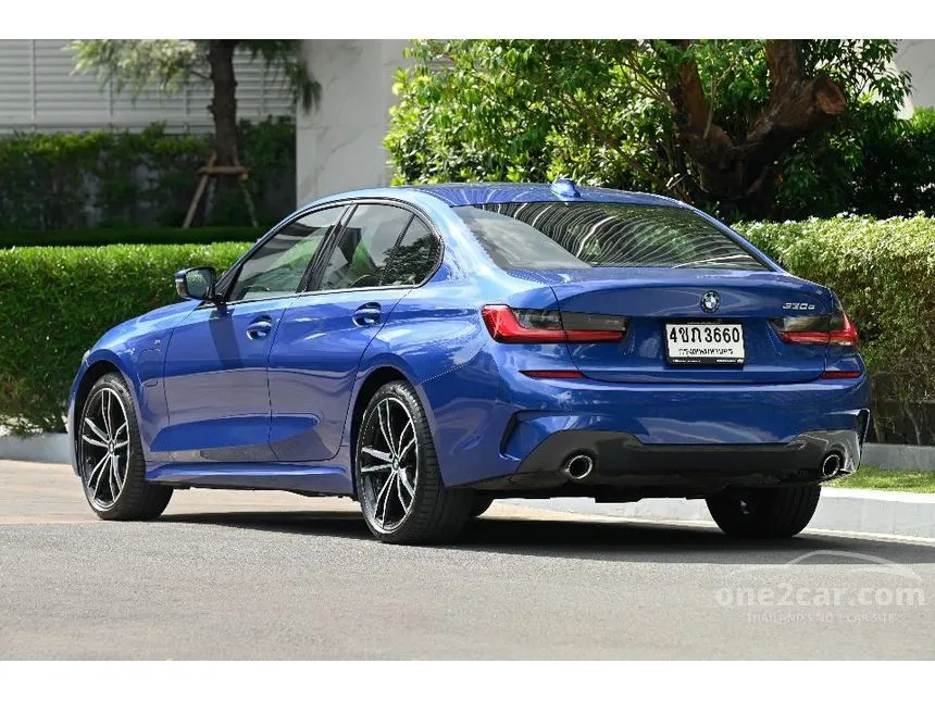 2021 BMW 330e M Sport Sedan