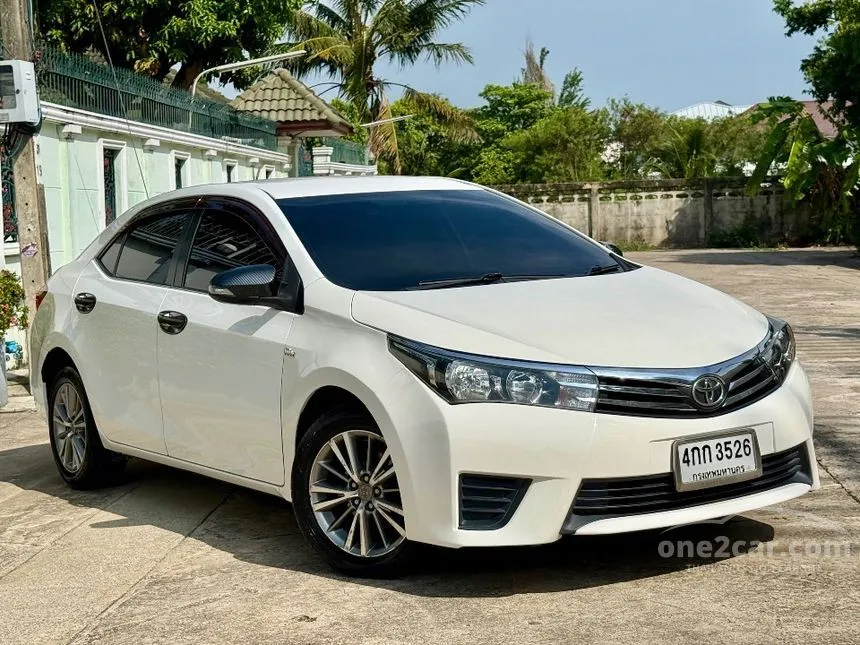 2015 Toyota Corolla Altis E CNG Sedan
