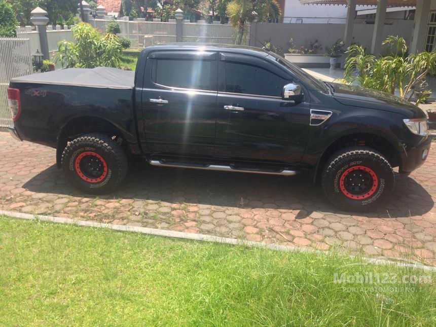 Jual Mobil  Ford  Ranger  2014 XLT 3 2 di Jambi  Manual Pick 