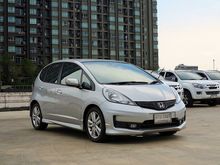 2013 Honda Jazz 1.5 (ปี 08-14) SV i-VTEC Hatchback AT