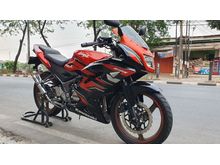 Kawasaki Ninja RR tahun 2015 bisa kredit