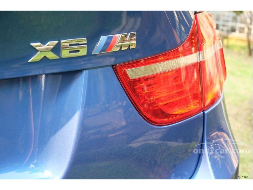 2012 BMW X6 M SUV