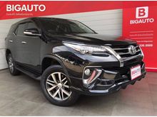 2015 Toyota Fortuner 2.8 (ปี 15-18) V Wagon AT