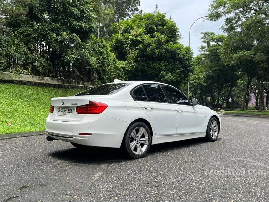 2015 BMW 320i Sport Sedan