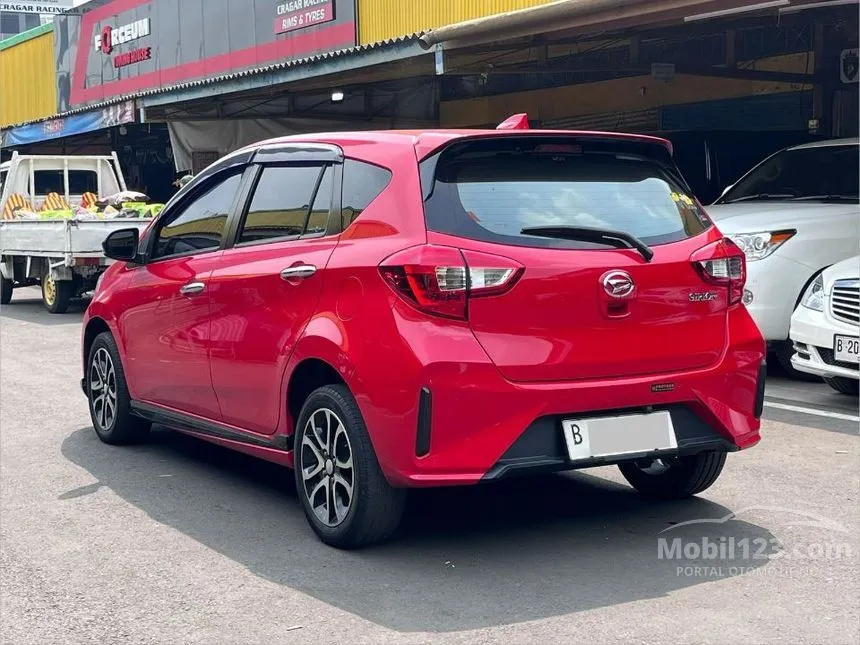 2022 Daihatsu Sirion R Hatchback