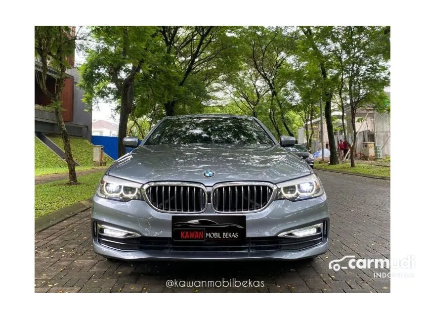 2018 BMW 520i Luxury Sedan