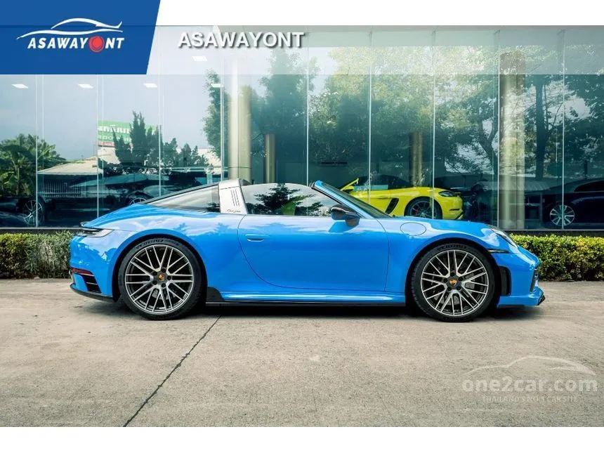 2022 Porsche 911 Targa 4S Convertible