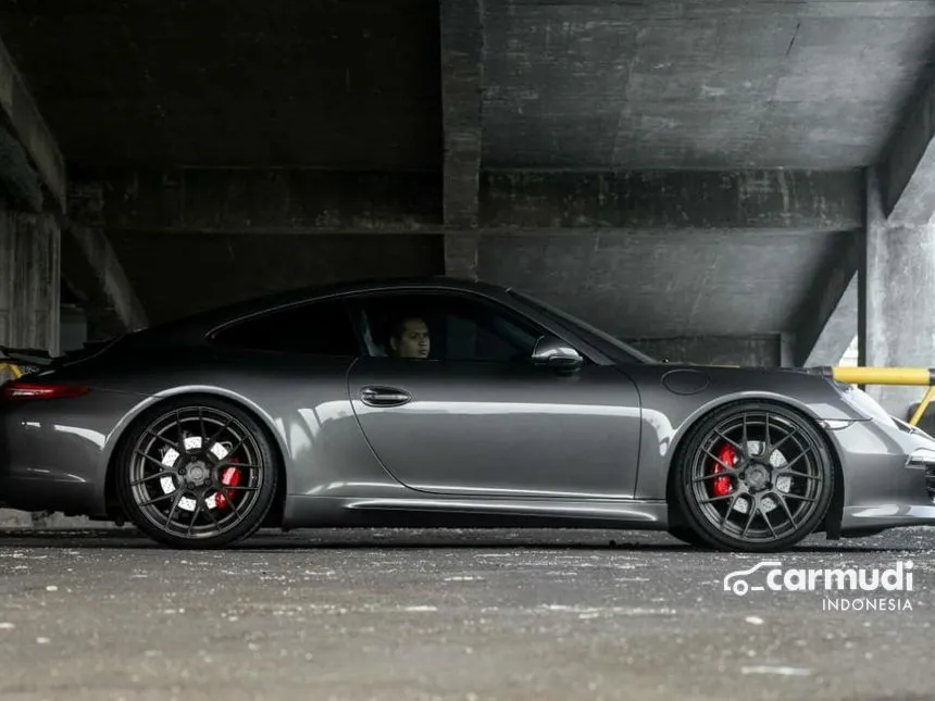 2012 Porsche 911 Carrera Coupe