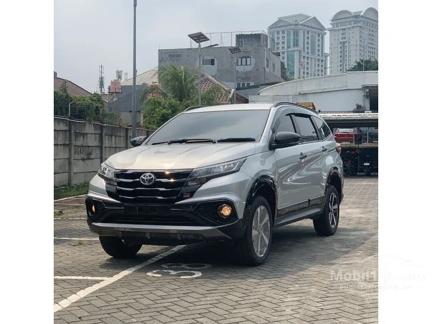 Jual Mobil Toyota Rush 2024 S GR Sport 1.5 di Banten Automatic SUV Silver Rp 282.000.000