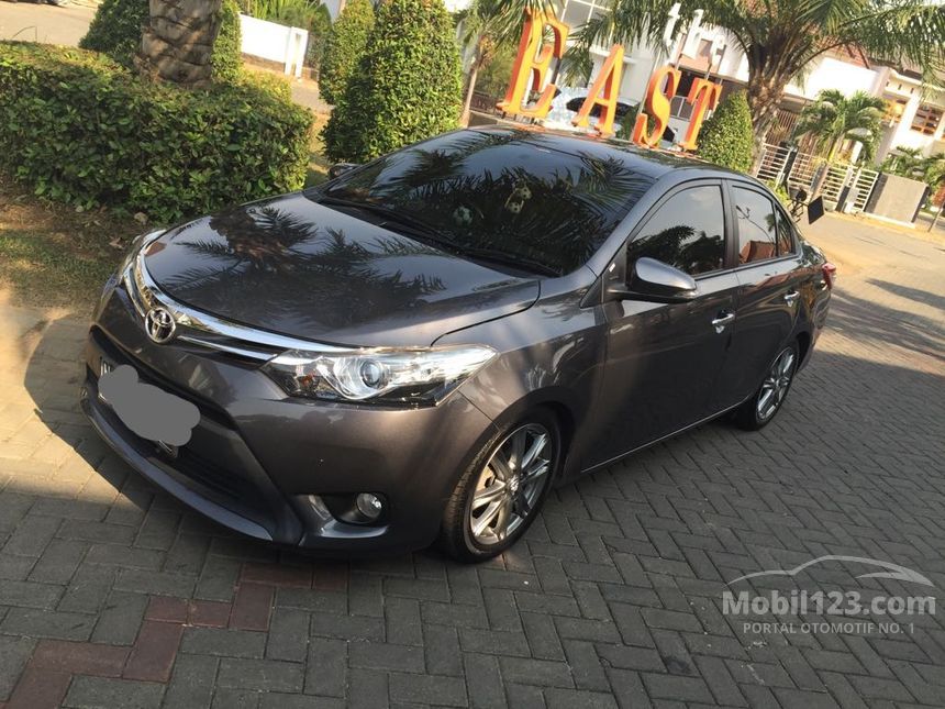  Jual Mobil Toyota Vios 2013 G 1.5 di Jawa Timur Automatic Sedan Abu-abu 