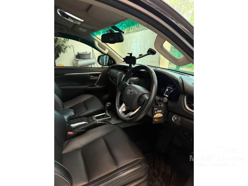 2023 Toyota Fortuner GR Sport 4X2 SUV