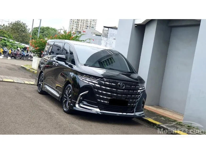 2024 Toyota Alphard HEV Modelista MPV