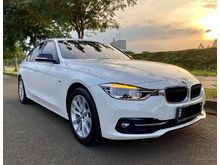 2016 BMW 320i 2.0 Sport Sedan