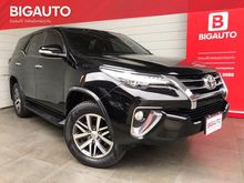 2015 Toyota Fortuner 2.8 (ปี 15-18) V SUV AT