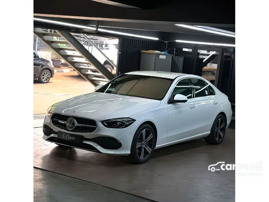 2024 Mercedes-Benz C200 Avantgarde Line Sedan