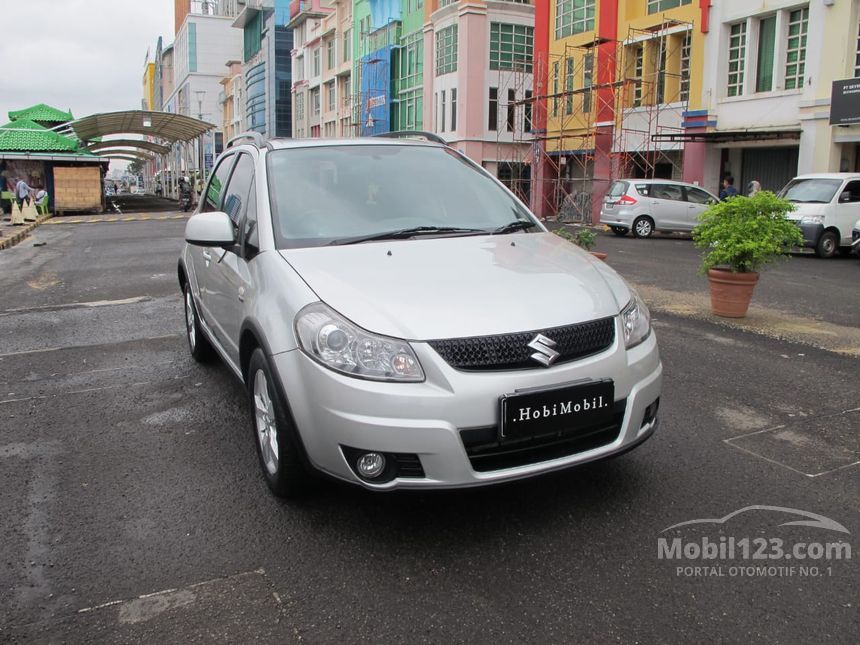 Сузуки sx4 2012