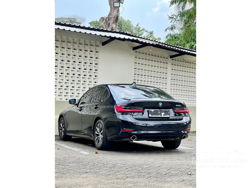 2021 BMW 320i Sport Sedan