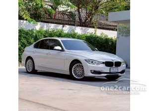 2017 BMW 320i 2.0 Luxury Sedan