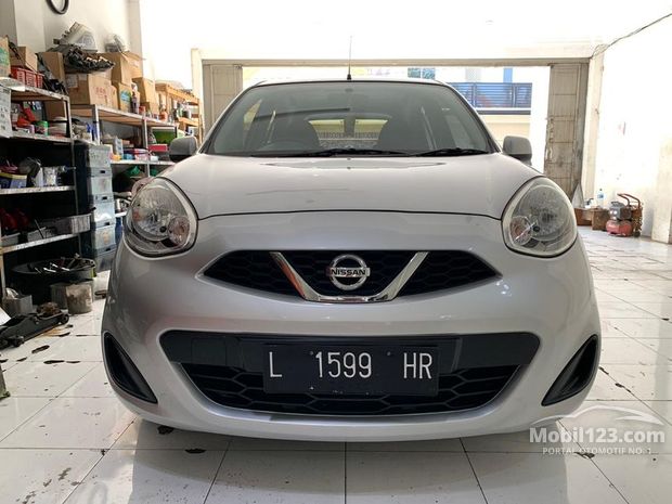  Nissan  Mobil bekas  dijual di Surabaya Jawa timur  