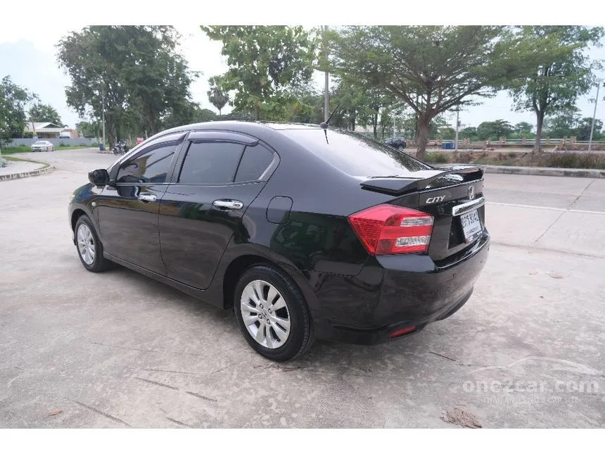 2013 Honda City V CNG Sedan