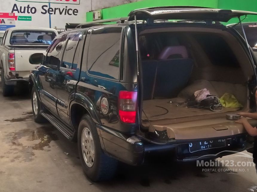 Jual Mobil Chevrolet Blazer 2004 DOHC LT 2.2 di Jawa Timur