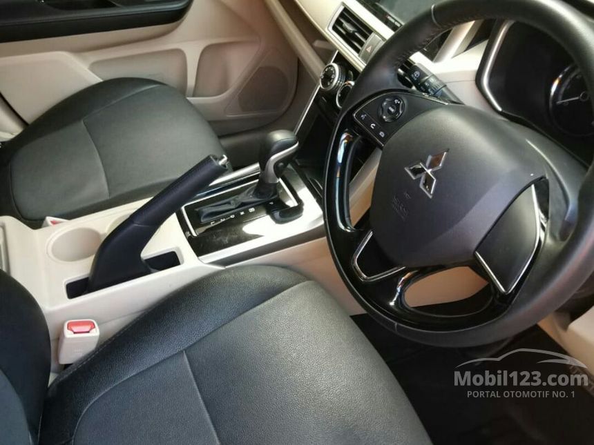 2017 Mitsubishi Xpander ULTIMATE Wagon