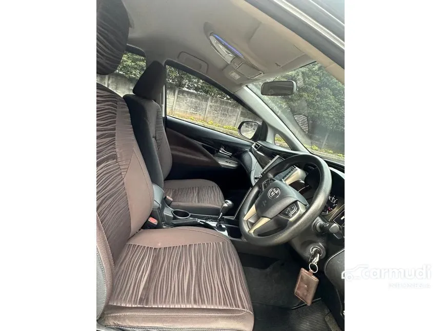 2021 Toyota Kijang Innova V Luxury MPV