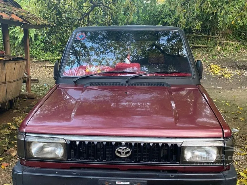 Jual Mobil Toyota Kijang 1996 1.8 di Jawa Timur Manual MPV Minivans Merah Rp 40.000.000