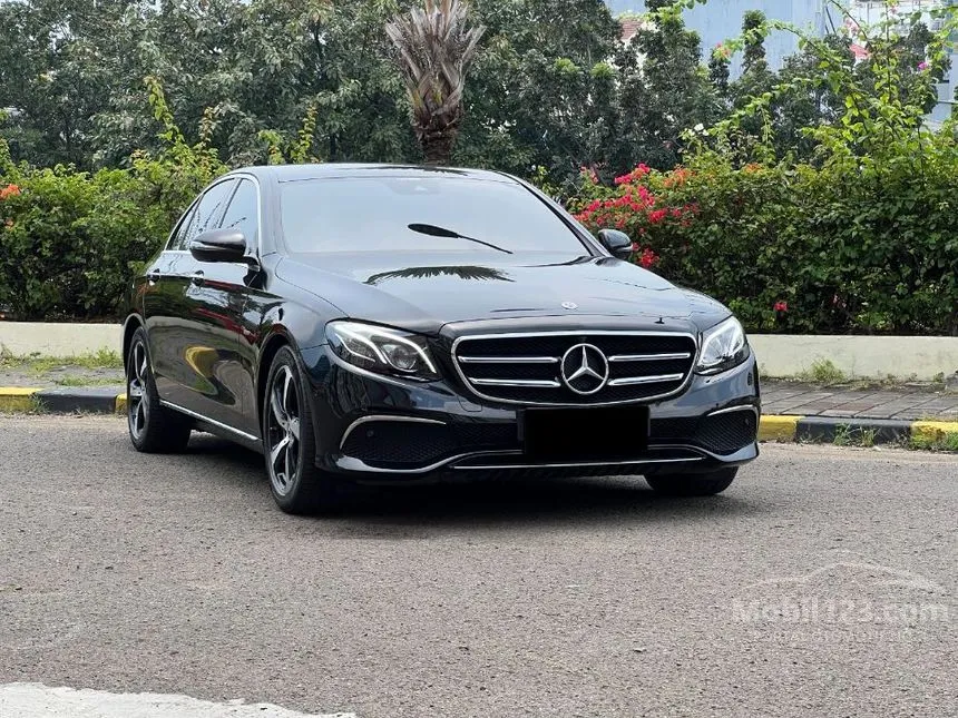 2019 Mercedes-Benz E300 Avantgarde SportStyle Sedan