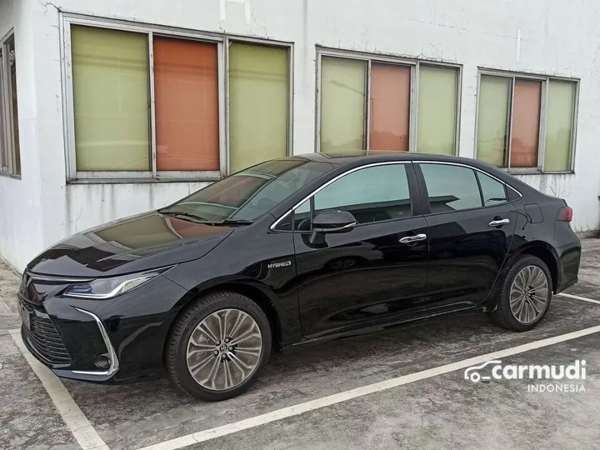 2023 Toyota Corolla Altis HYBRID Sedan