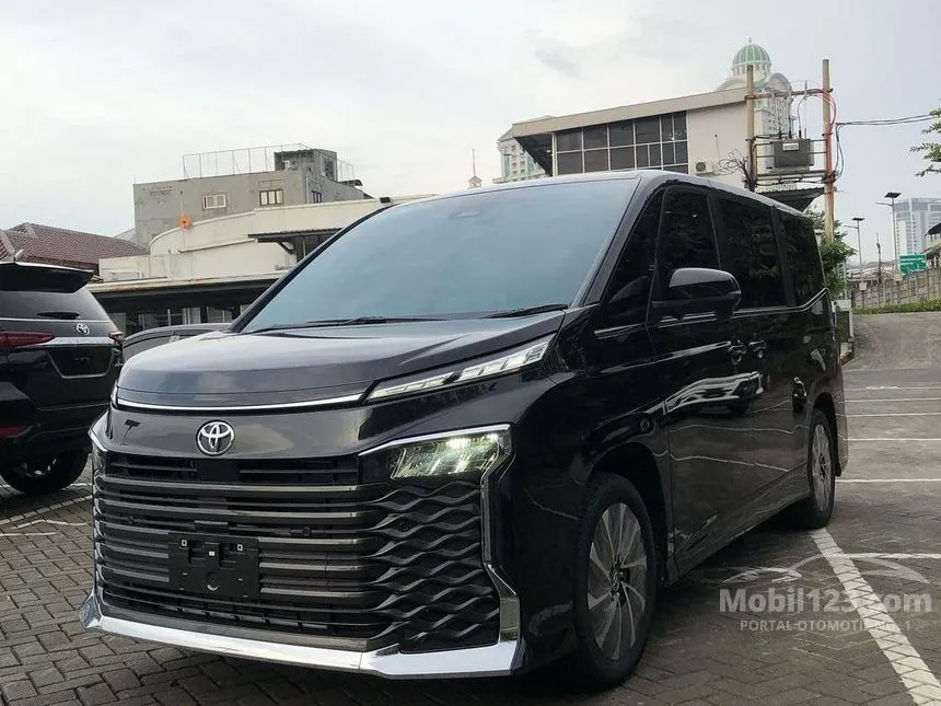 2024 Toyota Voxy Van Wagon