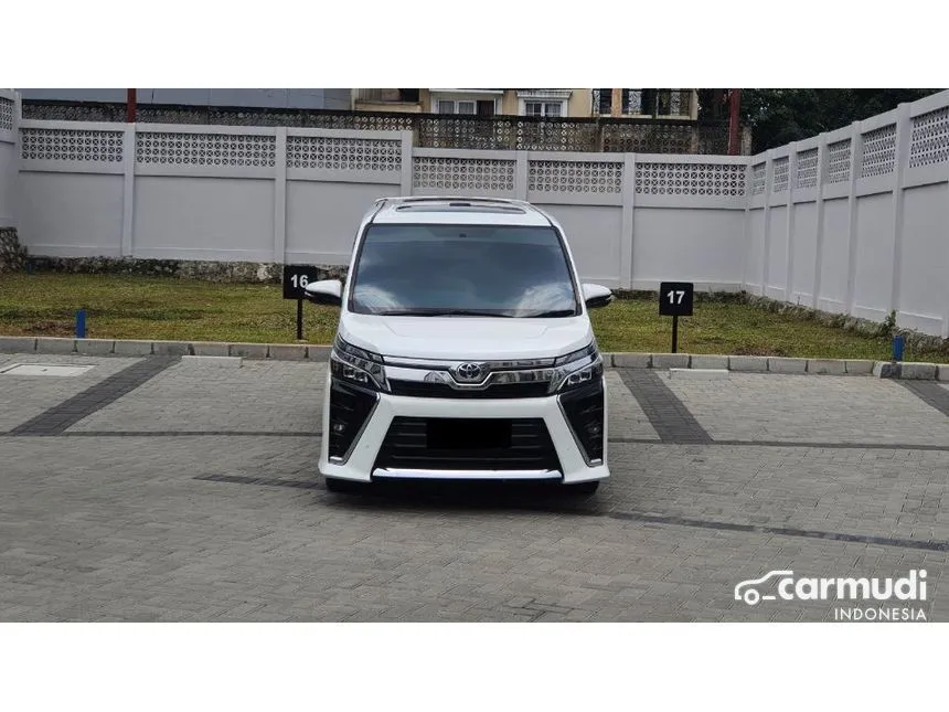 2019 Toyota Voxy MPV